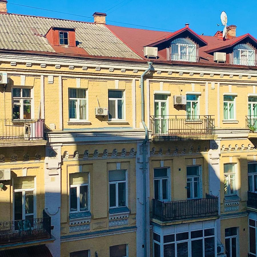 Kozatskiy Hotel Kiev Ngoại thất bức ảnh
