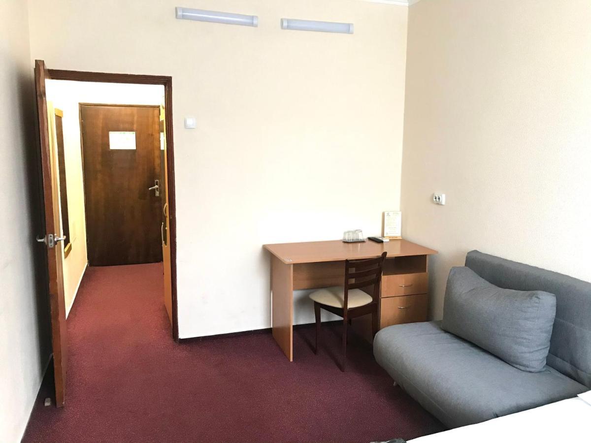 Kozatskiy Hotel Kiev Ngoại thất bức ảnh