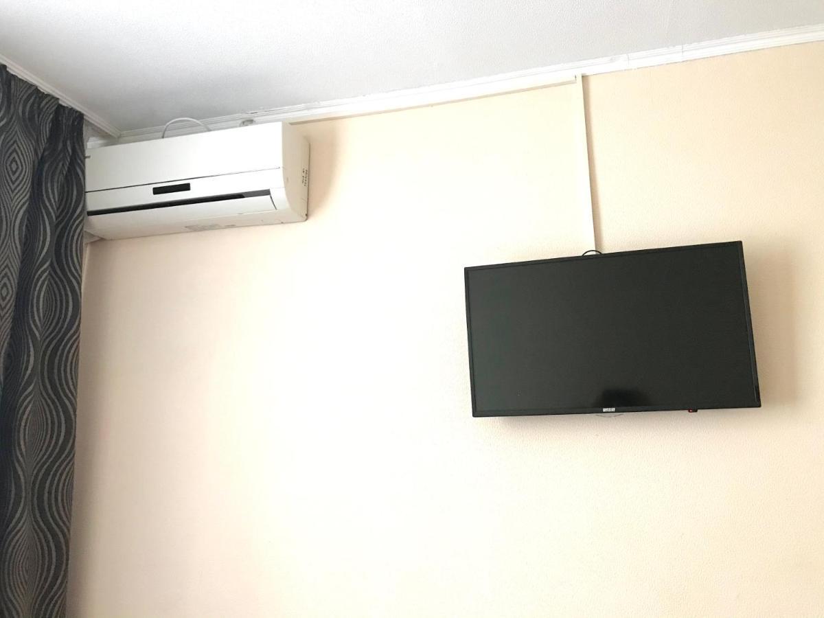 Kozatskiy Hotel Kiev Ngoại thất bức ảnh