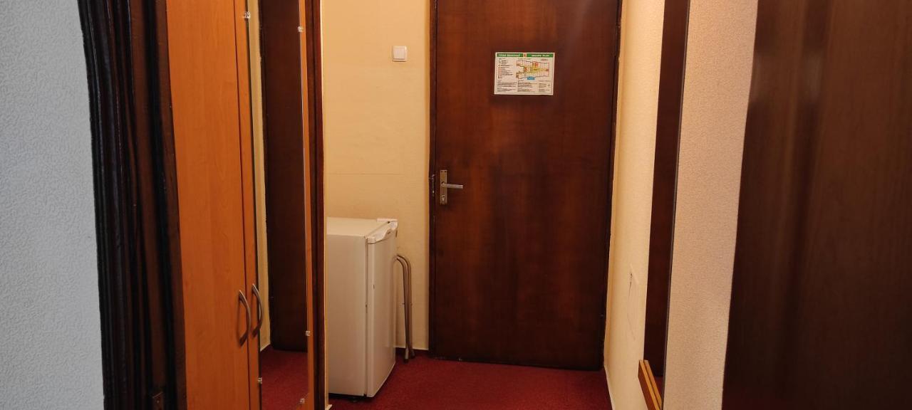 Kozatskiy Hotel Kiev Ngoại thất bức ảnh