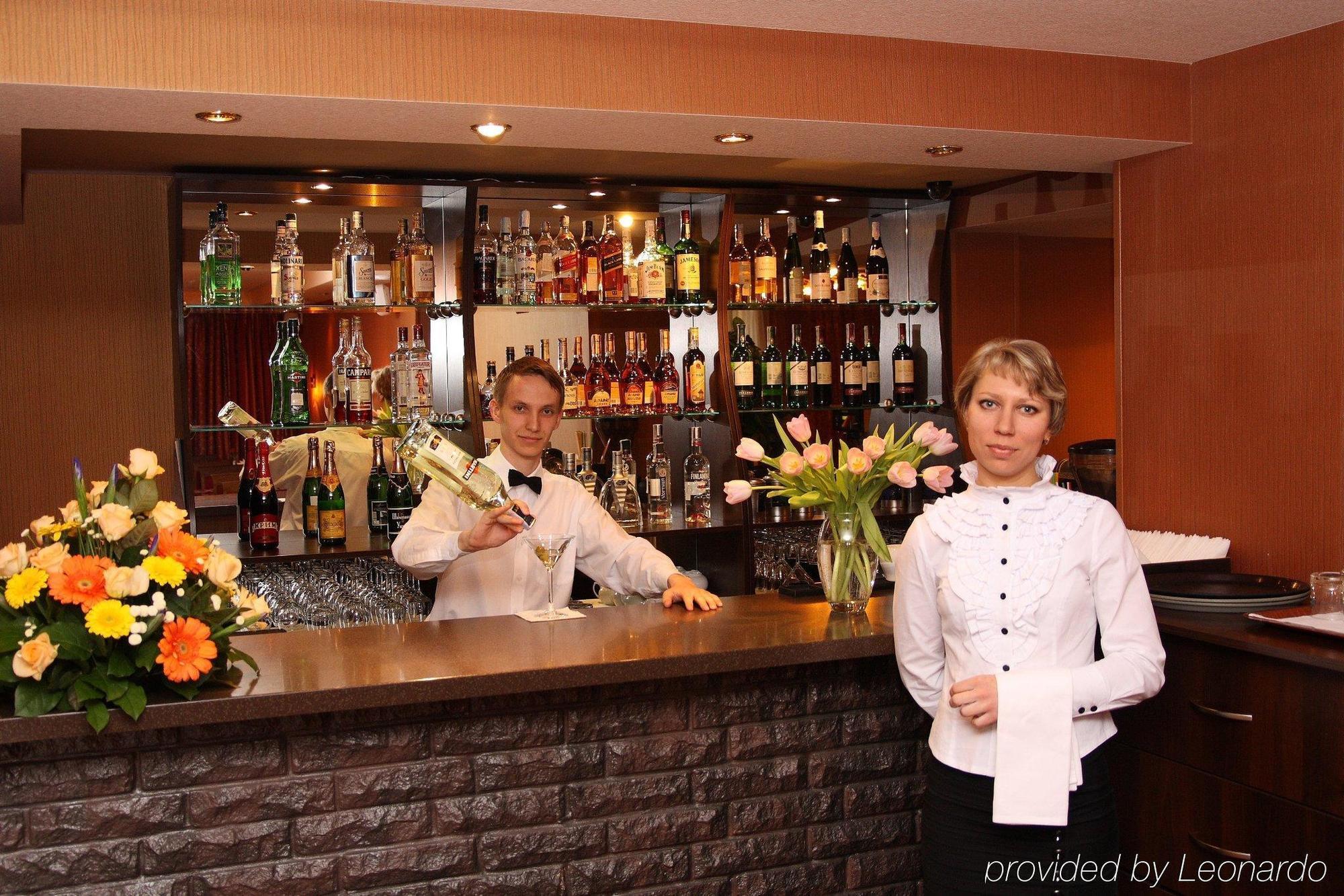 Kozatskiy Hotel Kiev Nhà hàng bức ảnh