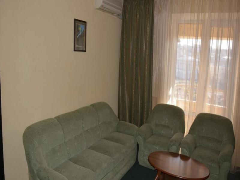 Kozatskiy Hotel Kiev Ngoại thất bức ảnh